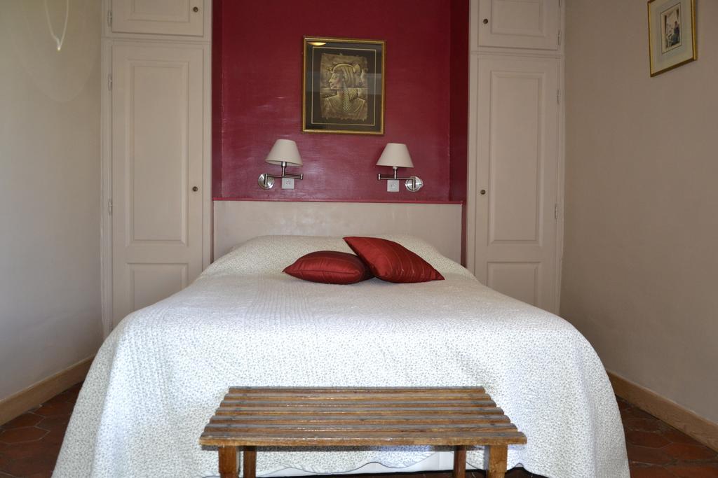 Hotellerie De L'Esplanade Rians  Екстер'єр фото